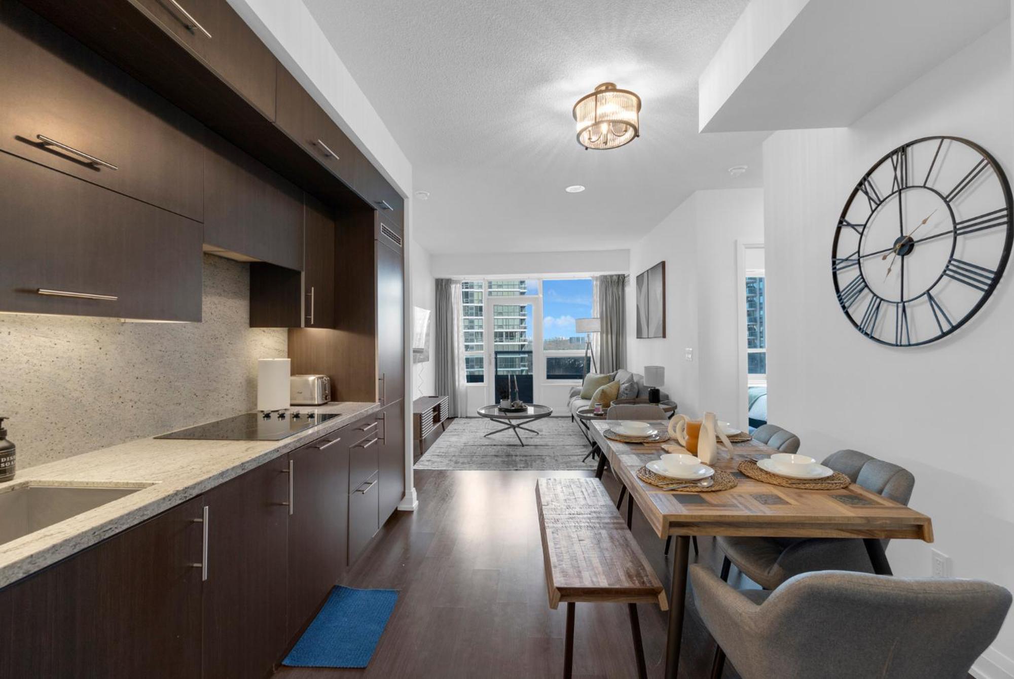 Luxury 2Br - Subway/Pool/Gym/Sauna + Free Parking Toronto Exterior foto